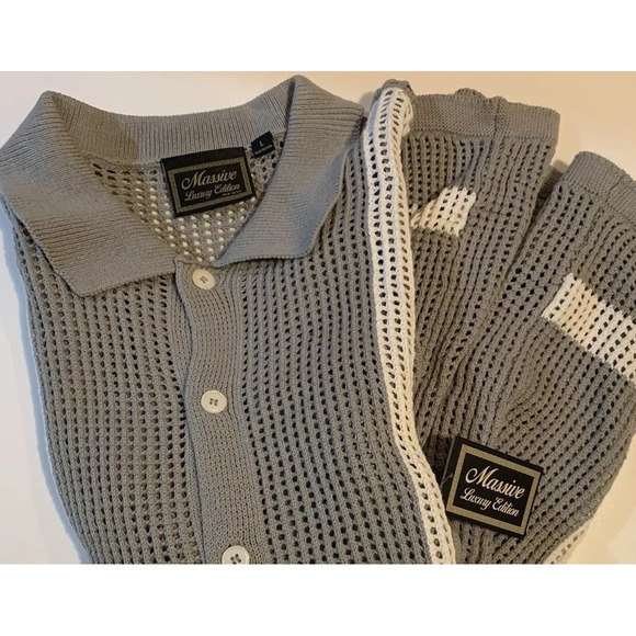 Other - MASSIVE Luxury Edition Vented SS Luxury Fashion Button Cotton Green  Men's L NWT